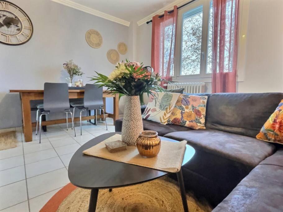Apartament Le Patio - Parking Gratuit Valence  Zewnętrze zdjęcie